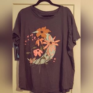Old Navy Graphic T-shirt